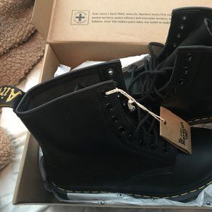 Dr. Martens 1460 Black Smooth US Men 8 / US Women 9 - Brand New